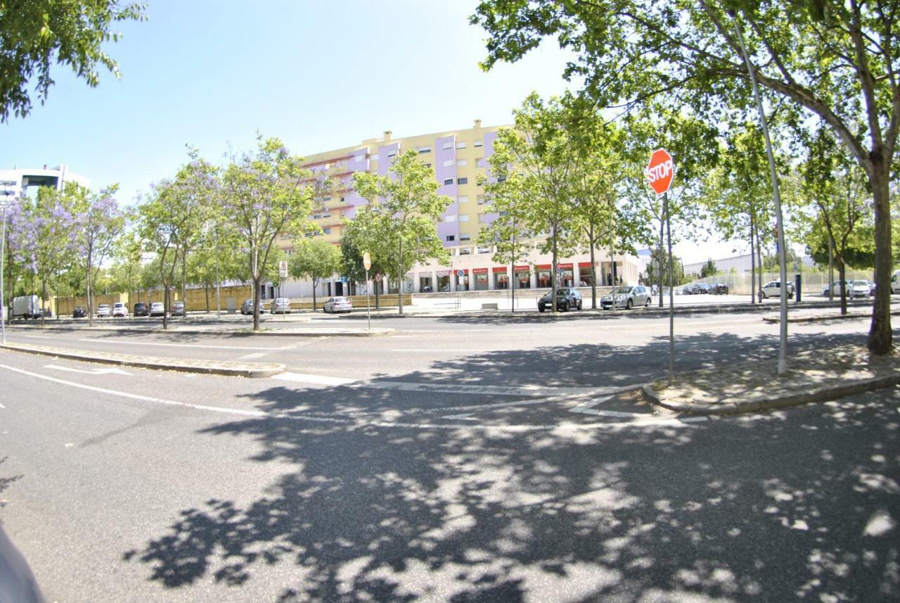 Parque Nacoes Prime Apartments 16 - 3 Quartos Lisbon Exterior photo